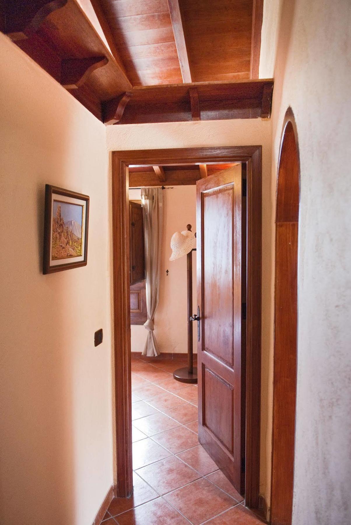 איקוד דה לוס וינוס Casa Rural La Furnia מראה חיצוני תמונה